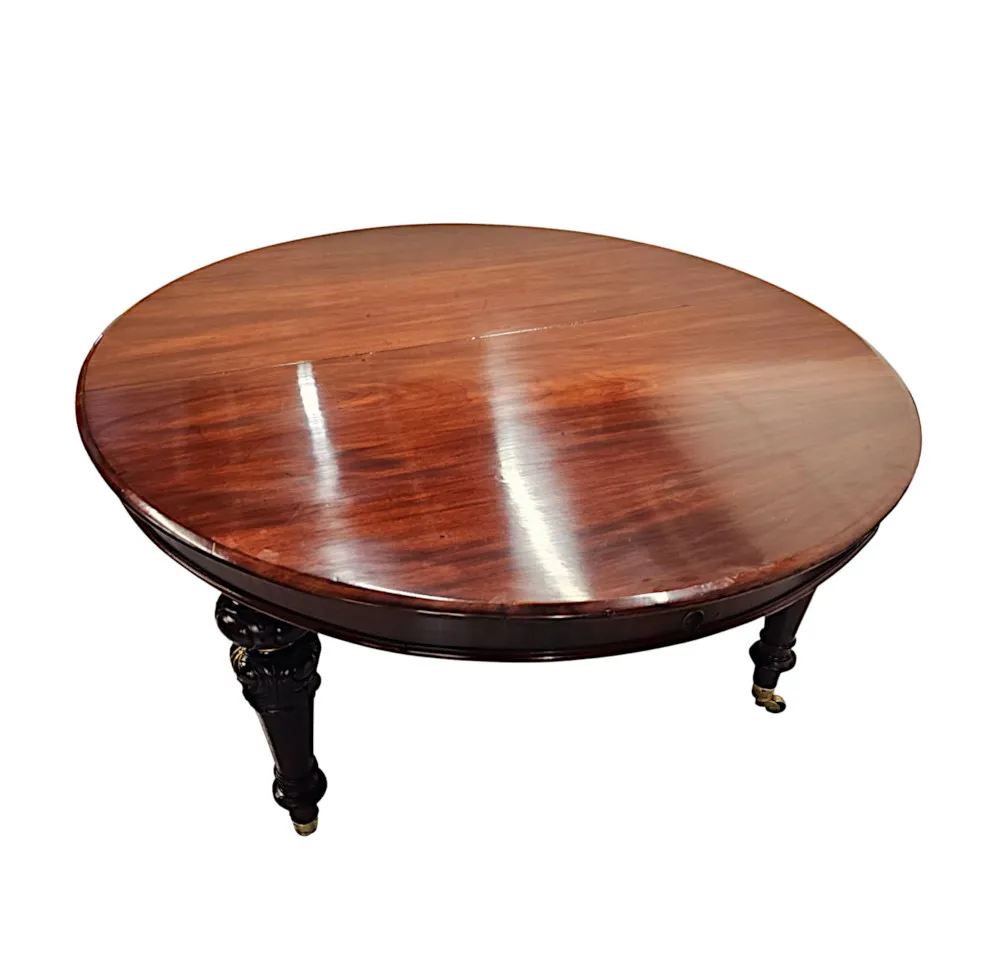 A Very Rare and Fine Irish 19th Century Four Leaf Extending Dining Table in the Manner of Strahan of Dublin