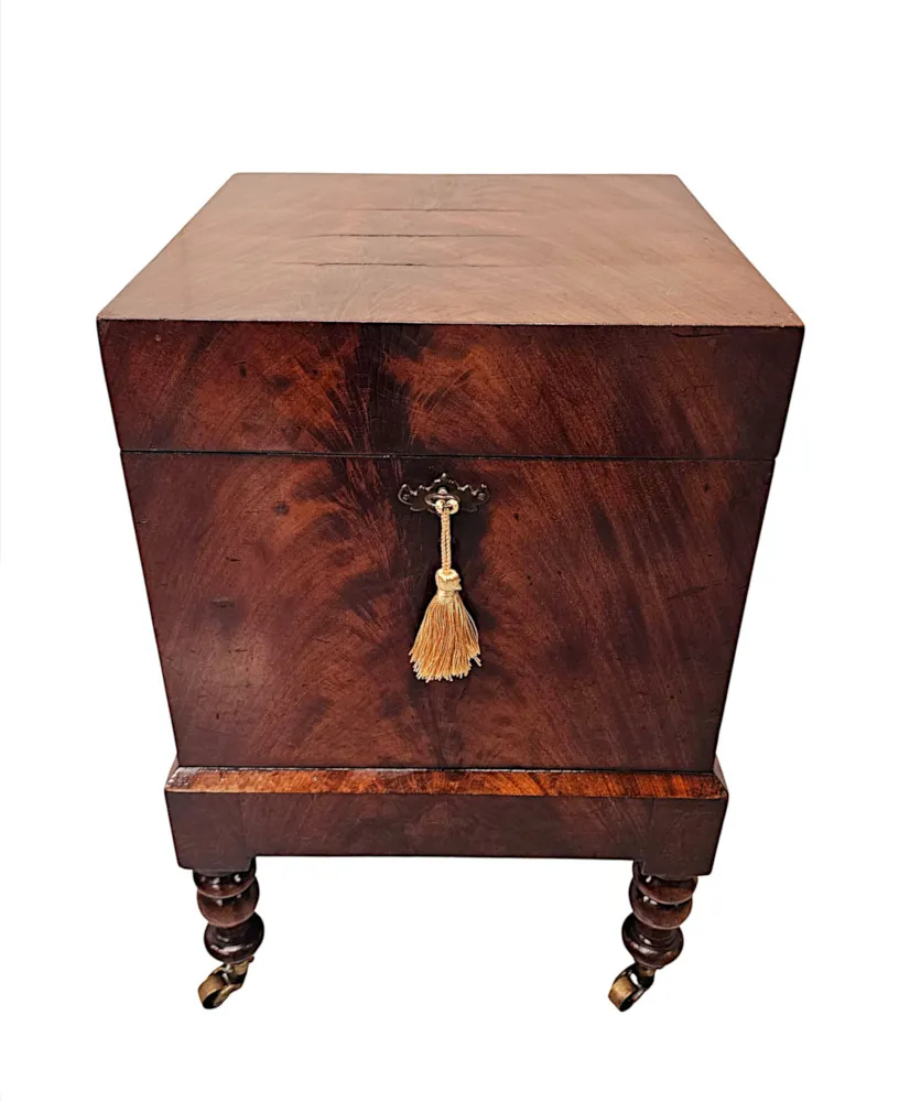 A Very Fine Early 19th Century Irish Cellarette