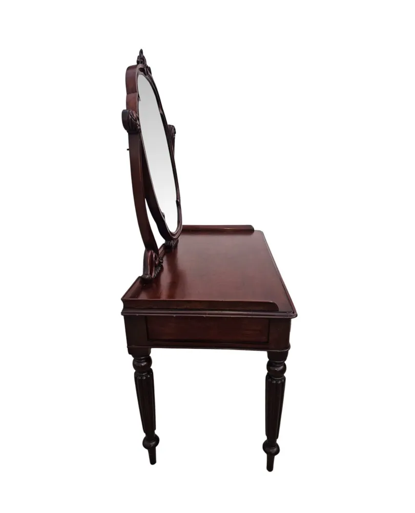  A Very Fine 19th Century Dressing Table Attributed to 'Gillows'